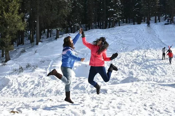 Photo of My first snow adventure -Narkanda by Shivani Behl Vashishtha