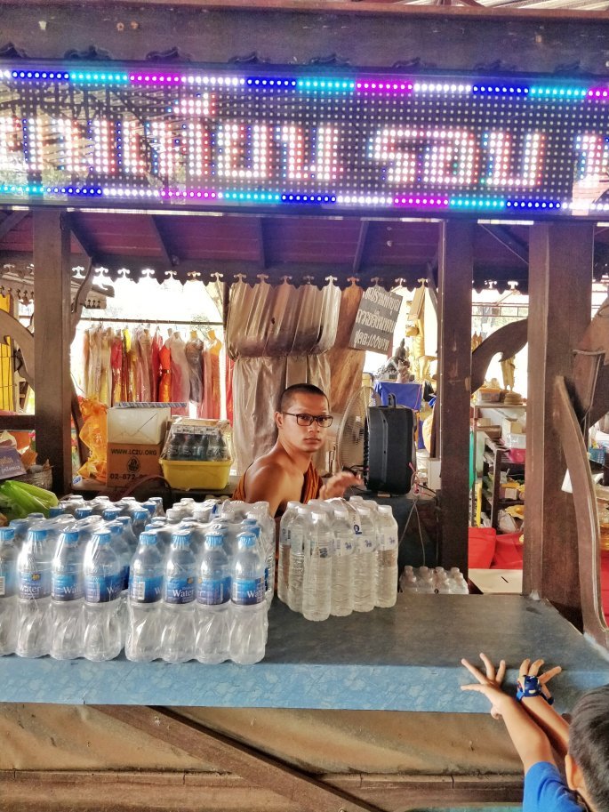 Photo of Top 5 Reasons you should visit Ayutthaya instead of Pattaya or Bangkok 18/33 by ghumakkad_yogi
