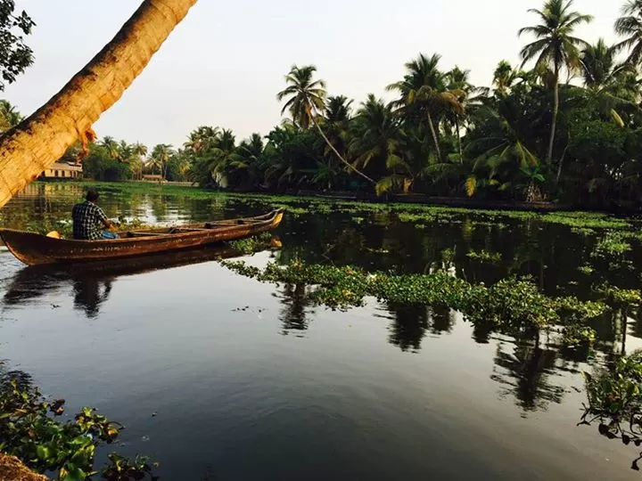Photo of Alleppey Boathouse Tour, Alappuzha, Kerala, India by Marigold Odyssey