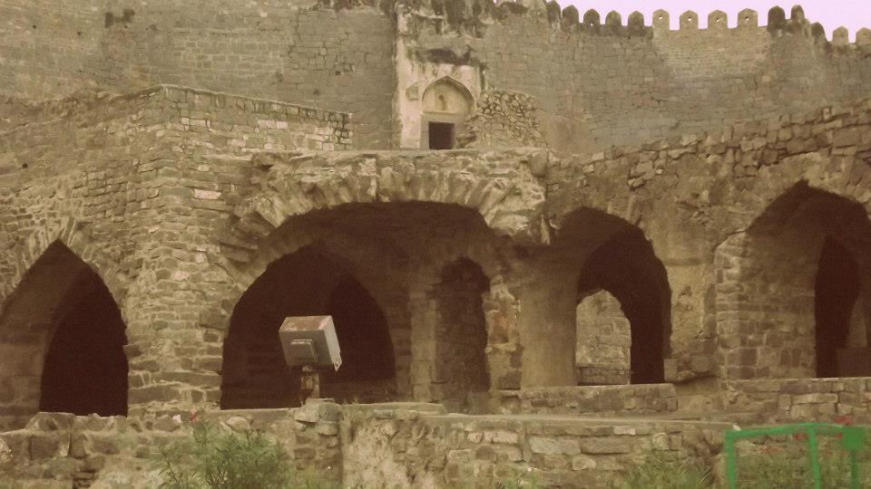 Photo of Exploring the Ruins : Golkonda Fort, Hyderabad 4/14 by Amin Ud Din Shroff