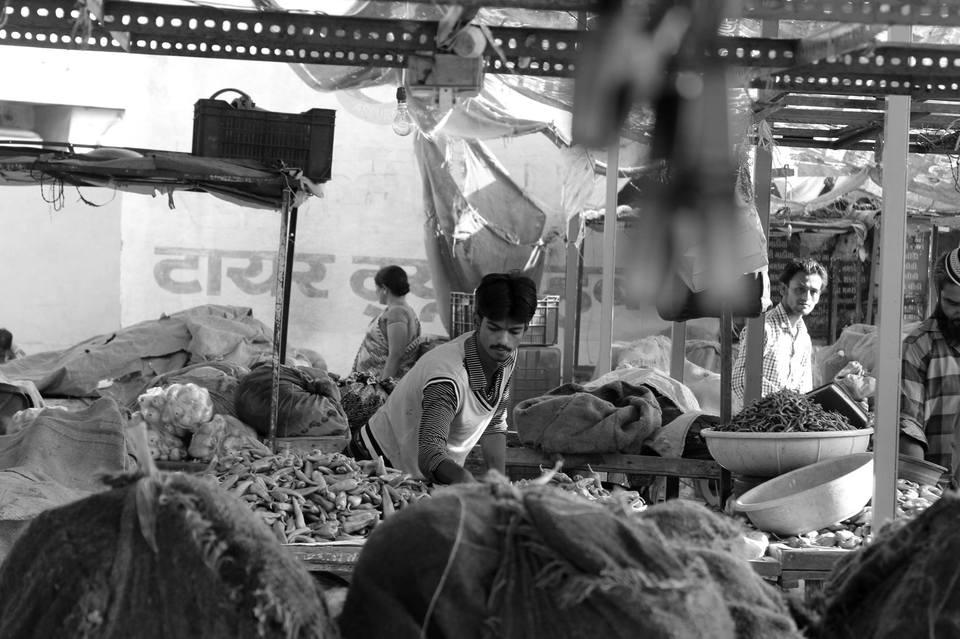 Photo of INSTAMEET Rajkot - Jubilee Market 18/60 by Umang Dave (IG: @umangdavevisual)