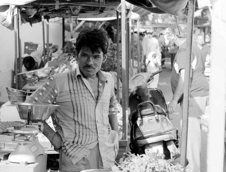 Photo of INSTAMEET Rajkot - Jubilee Market 32/60 by Umang Dave (IG: @umangdavevisual)