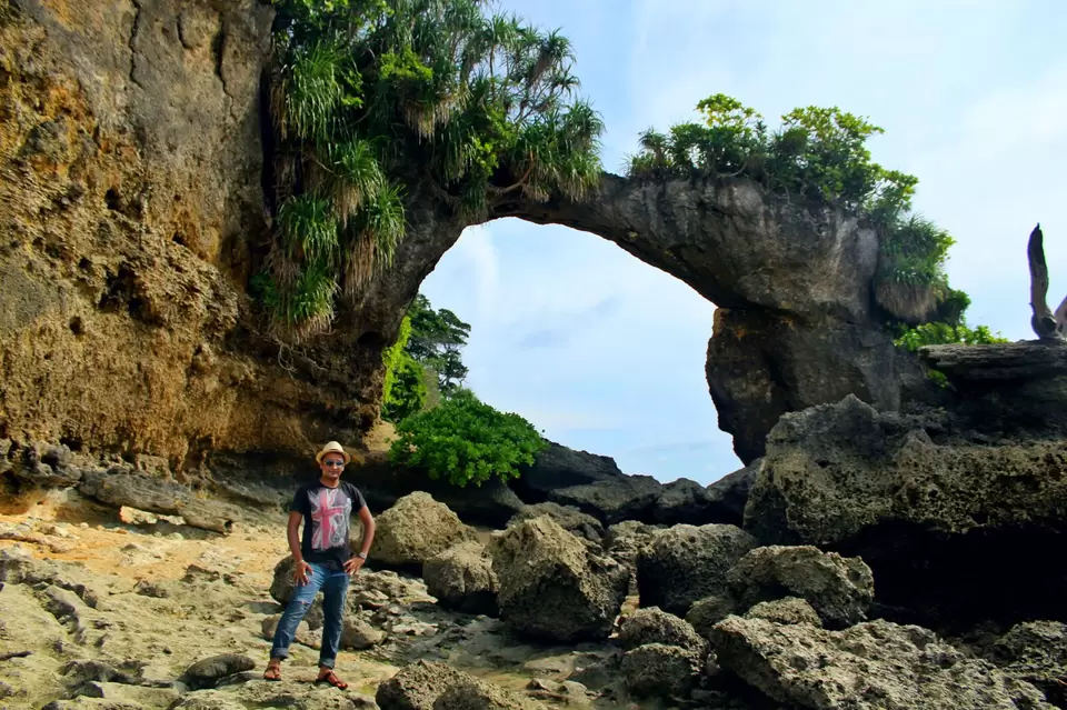 Photo of Natural Bridge, Andaman and Nicobar Islands, India by Malay Majithia