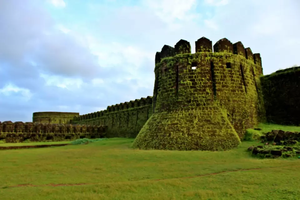 Photo of Mirjan Fort, Mirjan Fort Road, Mirjan, Karnataka, India by Malay Majithia
