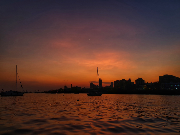 Photo of Sailing at Gateway of India: Reset with Mumbai sunset by Prakriti Singh
