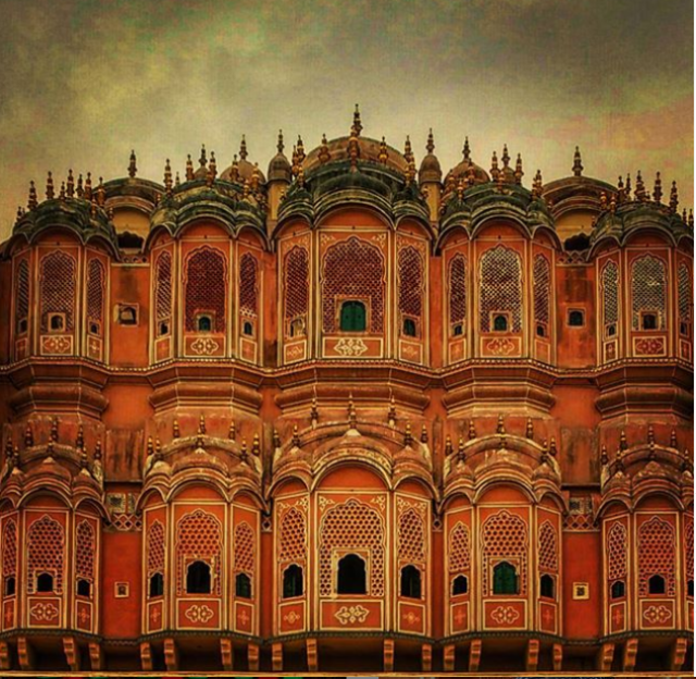 Photo of Tryst with the Pink city 2/8 by Sharayu Godbole