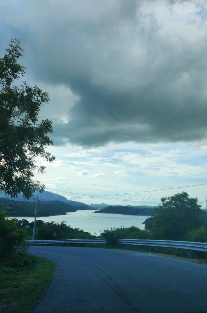 Photo of Scenic Day trips around Bangalore 2/10 by Adventures with white