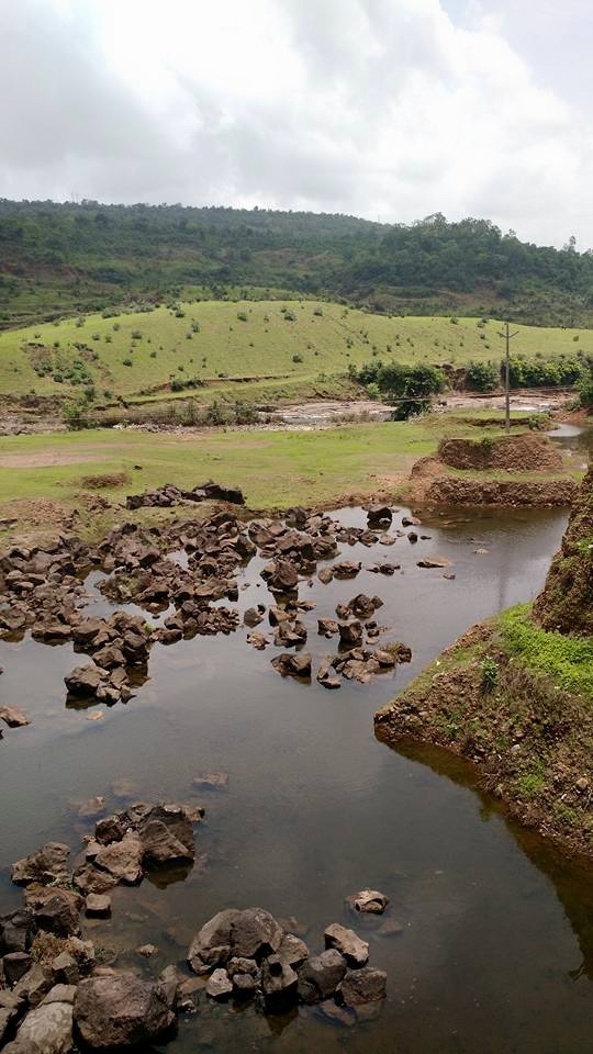 Photo of Hidden caves behind a waterfall – Kondana Trek 6/16 by Arthi