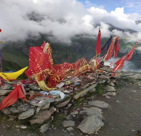 Photo of Toughest Religious Treks- Shrikhand Mahadev KAILASHA- PURSUIT OF THE UNKNOWN 10/40 by shytravellor