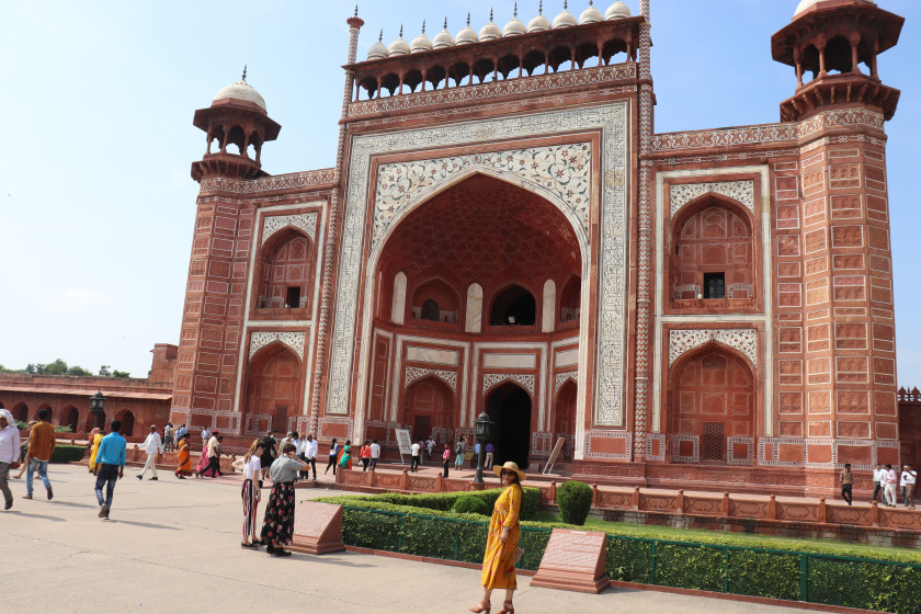 Photo of Scenic Taj Mahal 3/19 by Afsana Parveen