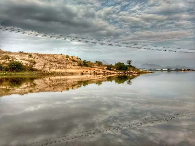 Photo of Gudibande lake sunset view point, Ramapatna Road, Bathalahalli, Karnataka, India by Gowtham Kumar Injamuri