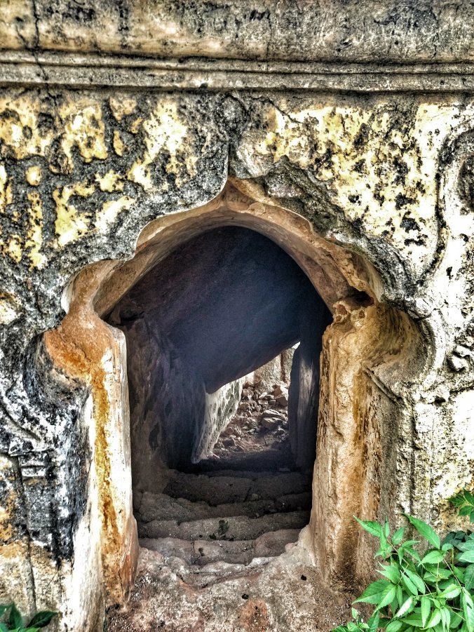Photo of Gudibande Fort, Gudibanda, Karnataka, India by Gowtham Kumar Injamuri