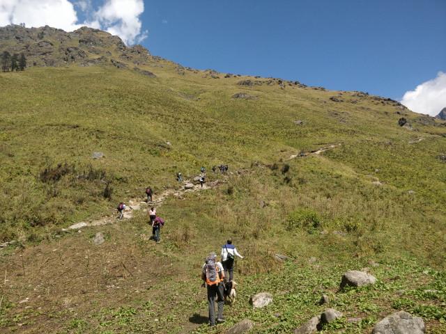 Photo of Day 2 - Puani Garaat to Kalkatiyadhar 2/3 by Vishal Sinha