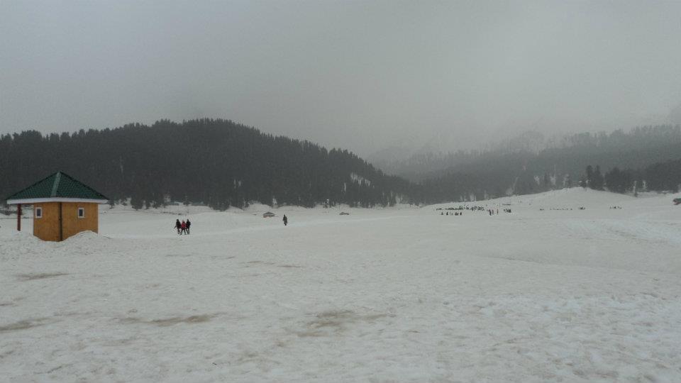 Photo of Kashmir - Traveller's Paradise 12/48 by Tanvi S