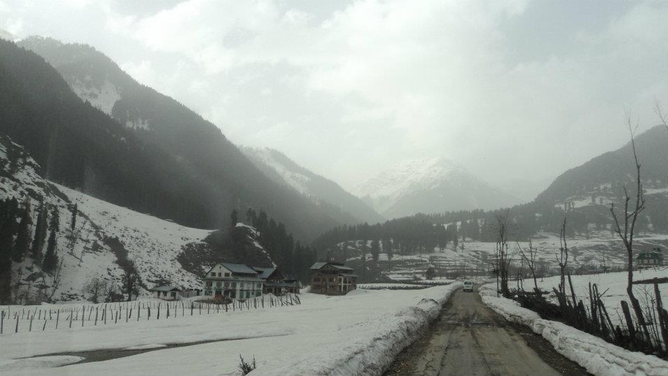 Photo of Kashmir - Traveller's Paradise 27/48 by Tanvi S