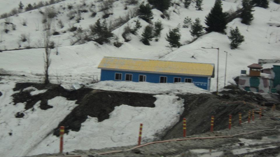 Photo of Kashmir - Traveller's Paradise 3/48 by Tanvi S