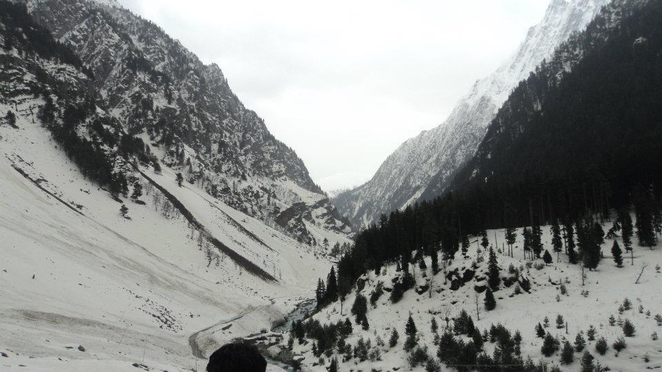 Photo of Kashmir - Traveller's Paradise 8/48 by Tanvi S