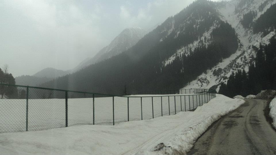 Photo of Kashmir - Traveller's Paradise 34/48 by Tanvi S