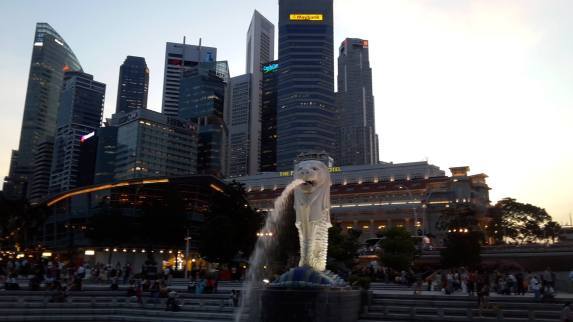 Photo of Fullerton Road, Merlion Park, Singapore by Mansi