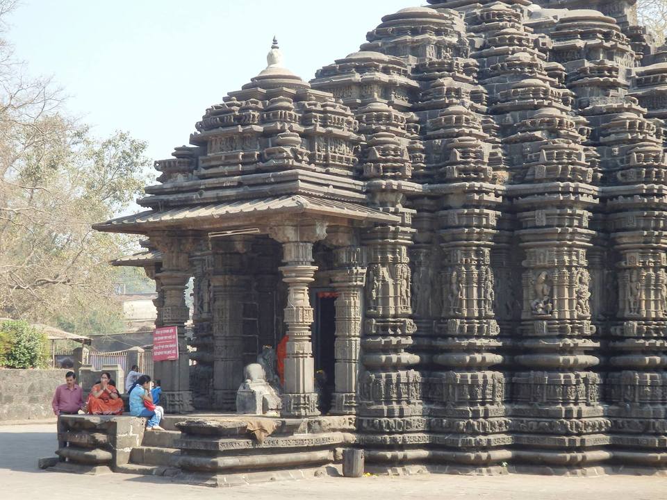 Photo of Ambernath's iconic Shiv Temple - A treatise carved out of stone 16/19 by Shoumava A Sengupta