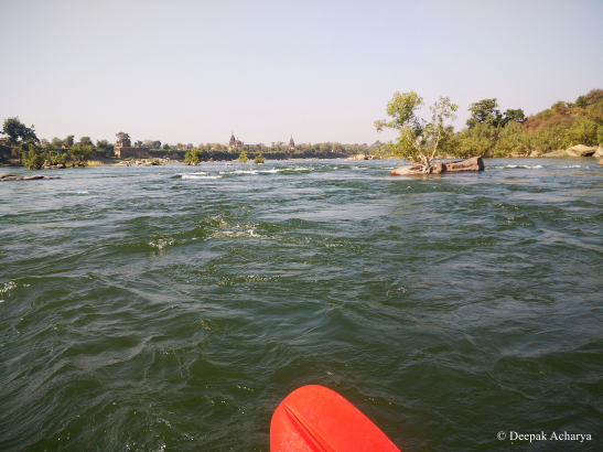 Photo of Kayaking In Orchha - An Exhilarating Experience by Deepak Acharya