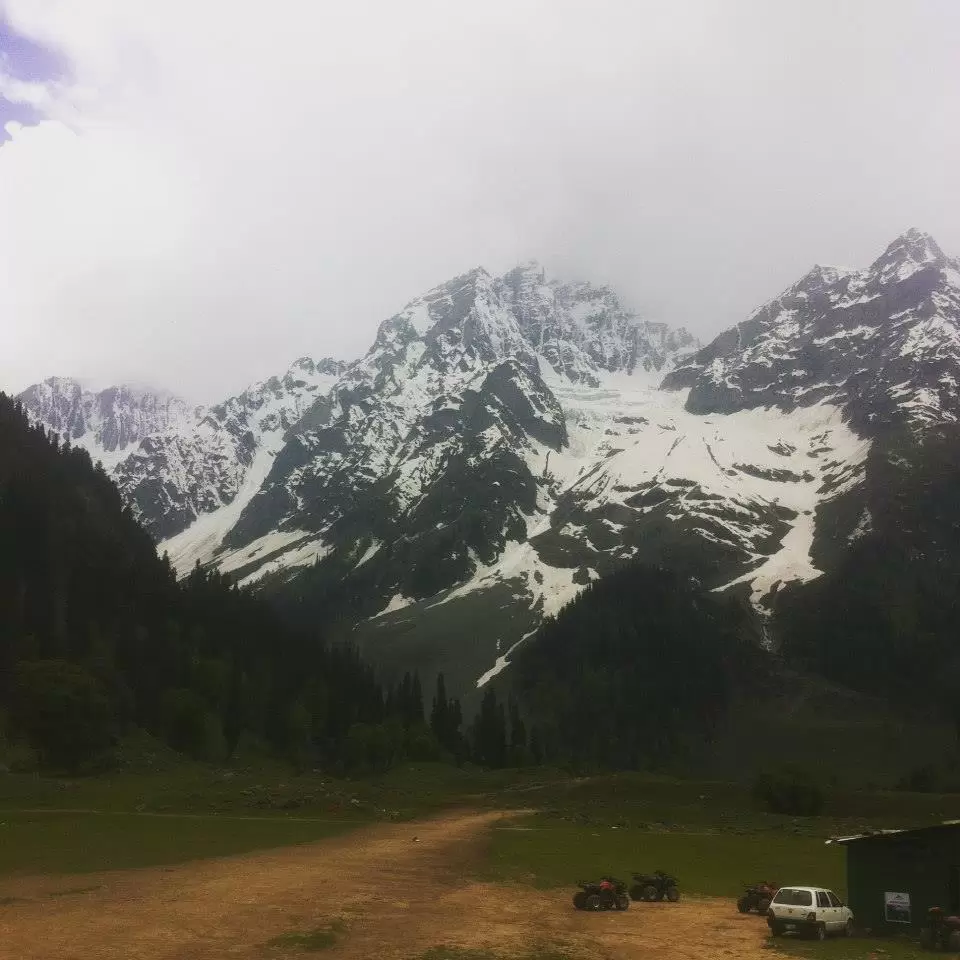 Photo of Sonmarg by Gopika Gulati