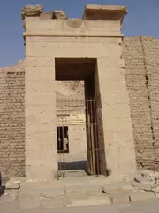 Photo of Ruins of Deir el Medina, Qesm Al Wahat Al Khargah, New Valley Governorate, Egypt by Mosalam