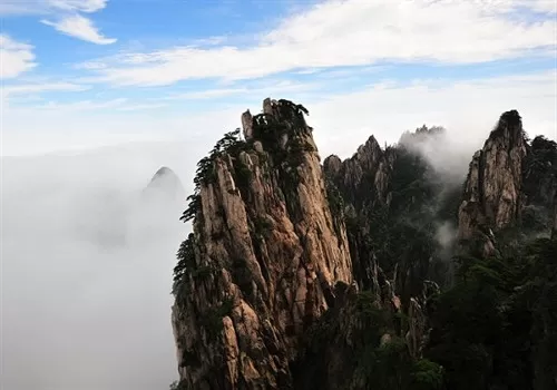 Photo of Huangshan, Anhui, China by Huangshan Guide