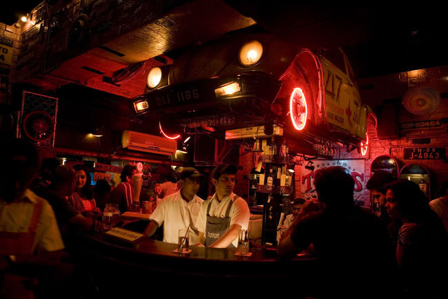 Photo of 16 Bars in Mumbai That Have Your Back From Pay-Day To Month End by Sreshti Verma