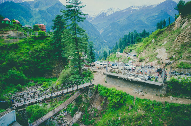 Photo of The Truth Is You Will Not Find Peace In The Exceptionally Crowded Village of Kasol by Sreshti Verma
