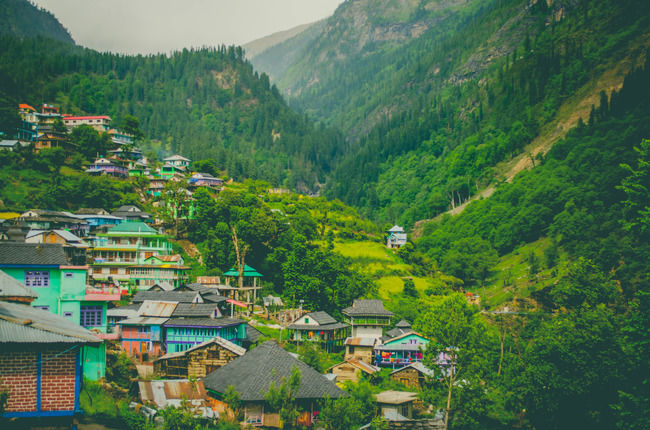 Photo of The Truth Is You Will Not Find Peace In The Exceptionally Crowded Village of Kasol by Sreshti Verma