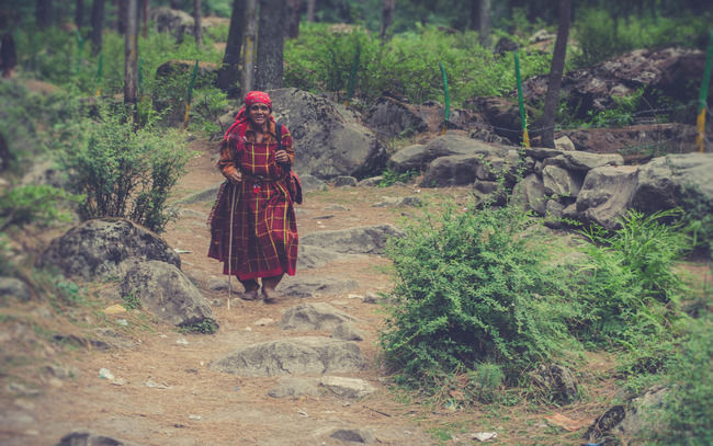 Photo of The Truth Is You Will Not Find Peace In The Exceptionally Crowded Village of Kasol by Sreshti Verma