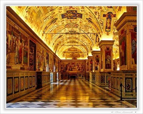 Photo of Vatican Museums, Viale Vaticano, Rome, Metropolitan City of Rome, Italy by Sourav