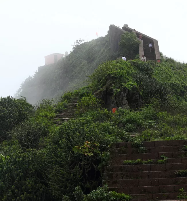 Photo of Purandar fort, Gherapurandhar, Maharashtra, India by Rudraksha Chodankar