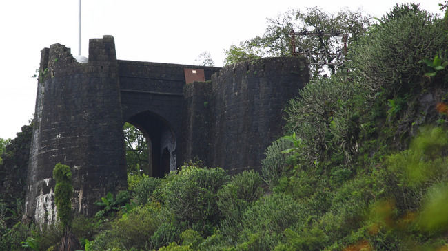 Photo of Purandar fort, Gherapurandhar, Maharashtra, India by Rudraksha Chodankar