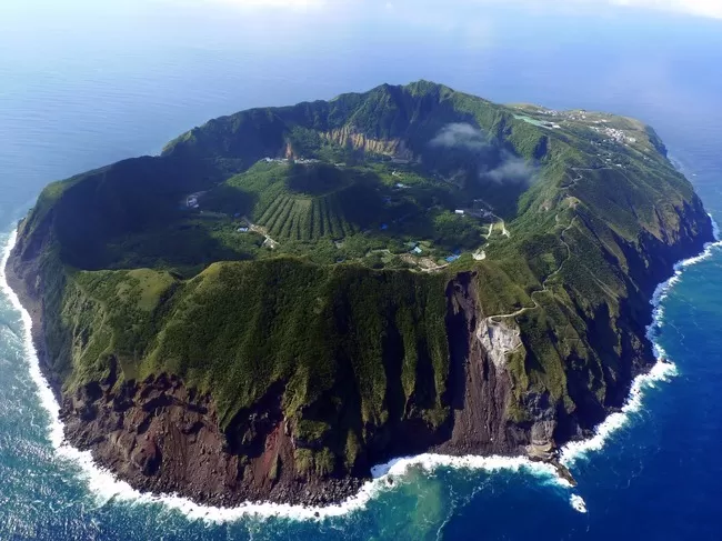 Photo of Aogashima, Tokyo, Japan by Le Voyageur