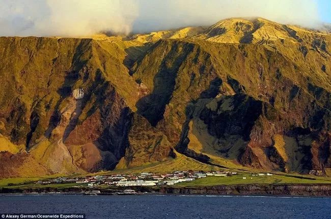 Photo of Tristan da Cunha, Saint Helena, Ascension and Tristan da Cunha by Le Voyageur