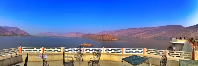 Photo of SiliSerh Lake, Alwar, Rajasthan, India by Kirti Gupta
