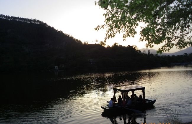 Photo of Bhimtal, Uttarakhand, India by ikshita tewari