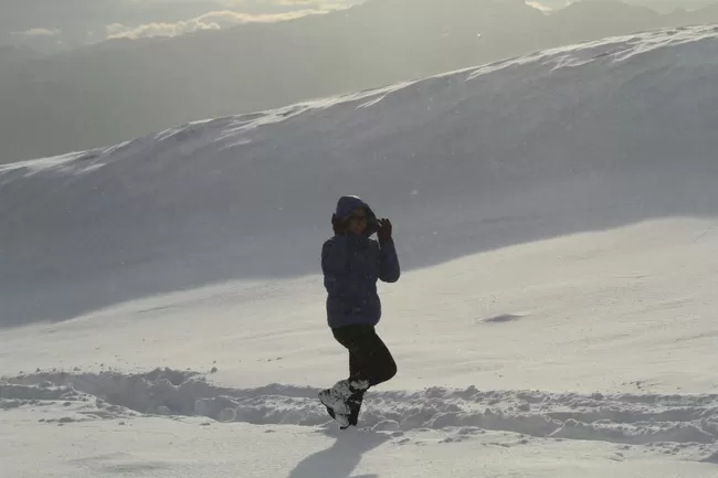 Photo of Billing Valley, Biling, Himachal Pradesh, India by Neethu