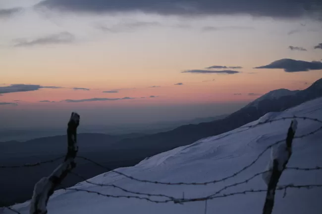 Photo of Billing Valley, Biling, Himachal Pradesh, India by Neethu