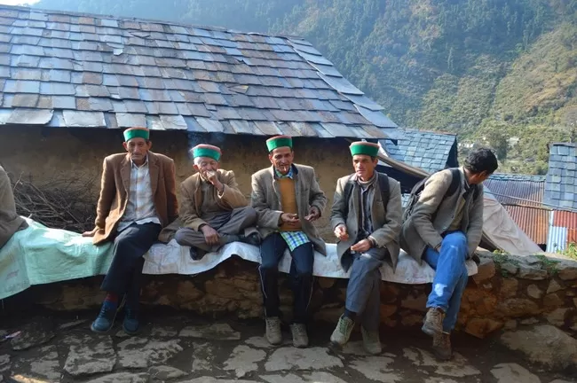 Photo of Billing Valley, Biling, Himachal Pradesh, India by Varun Sharma