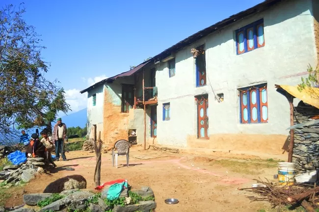 Photo of Billing Valley, Biling, Himachal Pradesh, India by Varun Sharma