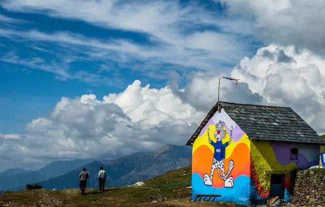 Photo of Billing Valley, Biling, Himachal Pradesh, India by Varun Sharma