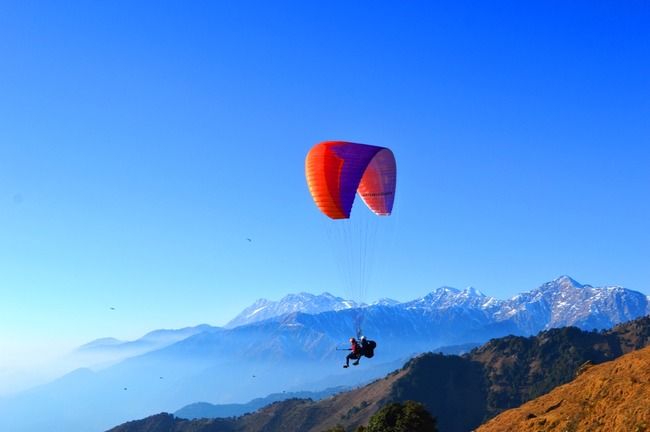Photo of Billing Valley, Biling, Himachal Pradesh, India by Varun Sharma