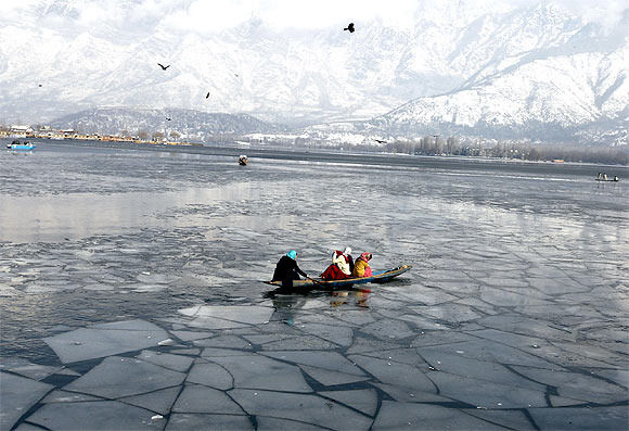 Photo of Dal Lake by Sreshti Verma