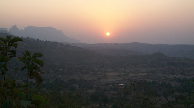 Photo of Kalsubai Peak, Indore, Maharashtra, India by p.sherlockholmes