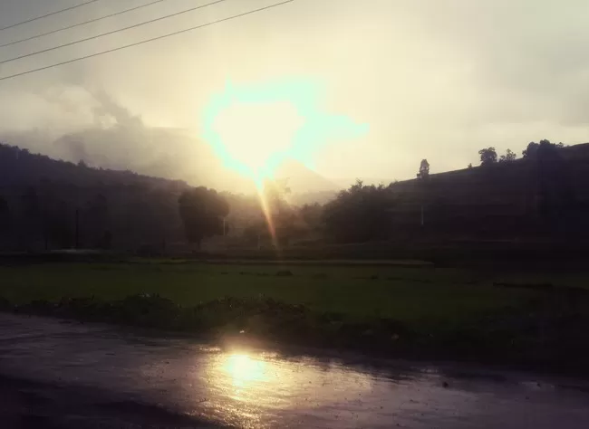 Photo of Kalsubai Peak, Indore, Maharashtra, India by ExploGraphr