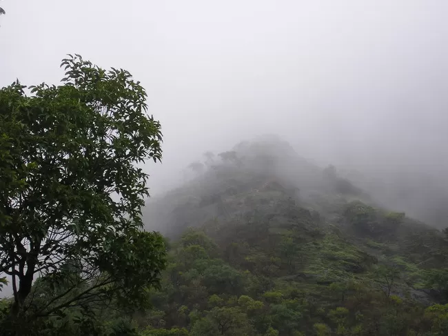 Photo of Kalsubai Peak, Indore, Maharashtra, India by Anushree Shenoy