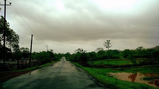 Photo of Malshej Ghat, Pune, Maharashtra, India by _itchyfeettrips